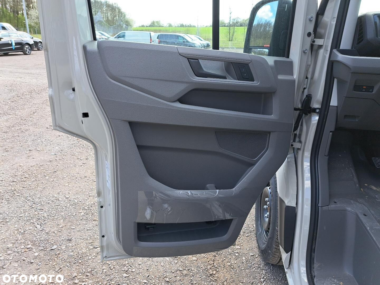 Volkswagen Crafter 35 furgon wysoki dach, 2,0 TDI 177KM, przedni, 6-bieg manualna 3640 mm, Euro 6 - 9