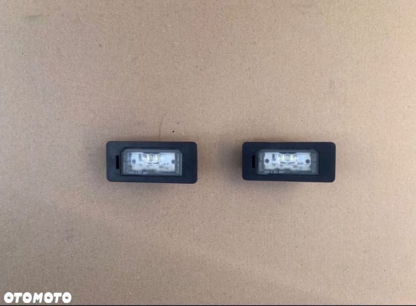 7193293 lampka podświetlenia tablicy Bmw x1 e84