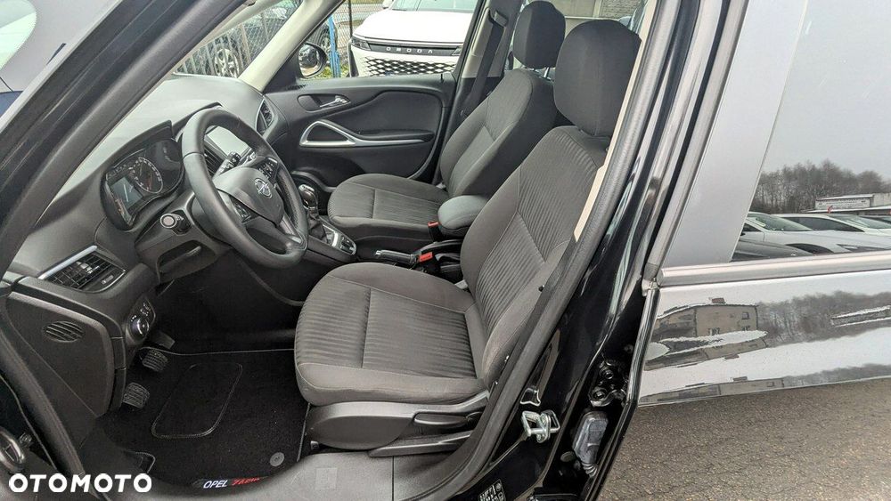 Opel Zafira - 9