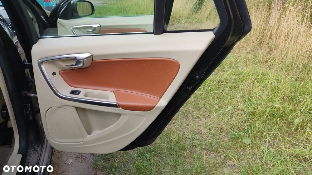 Volvo V60 - 22