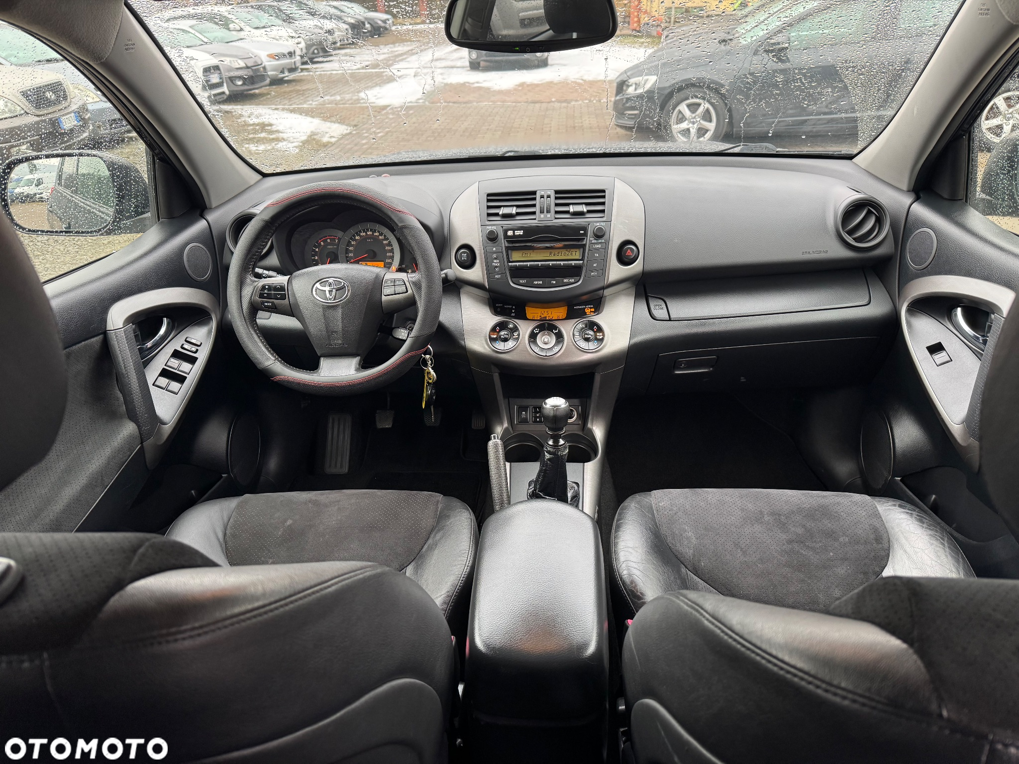 Toyota RAV4 - 22
