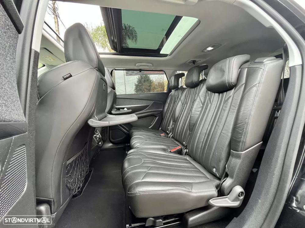 Peugeot 5008 - 13
