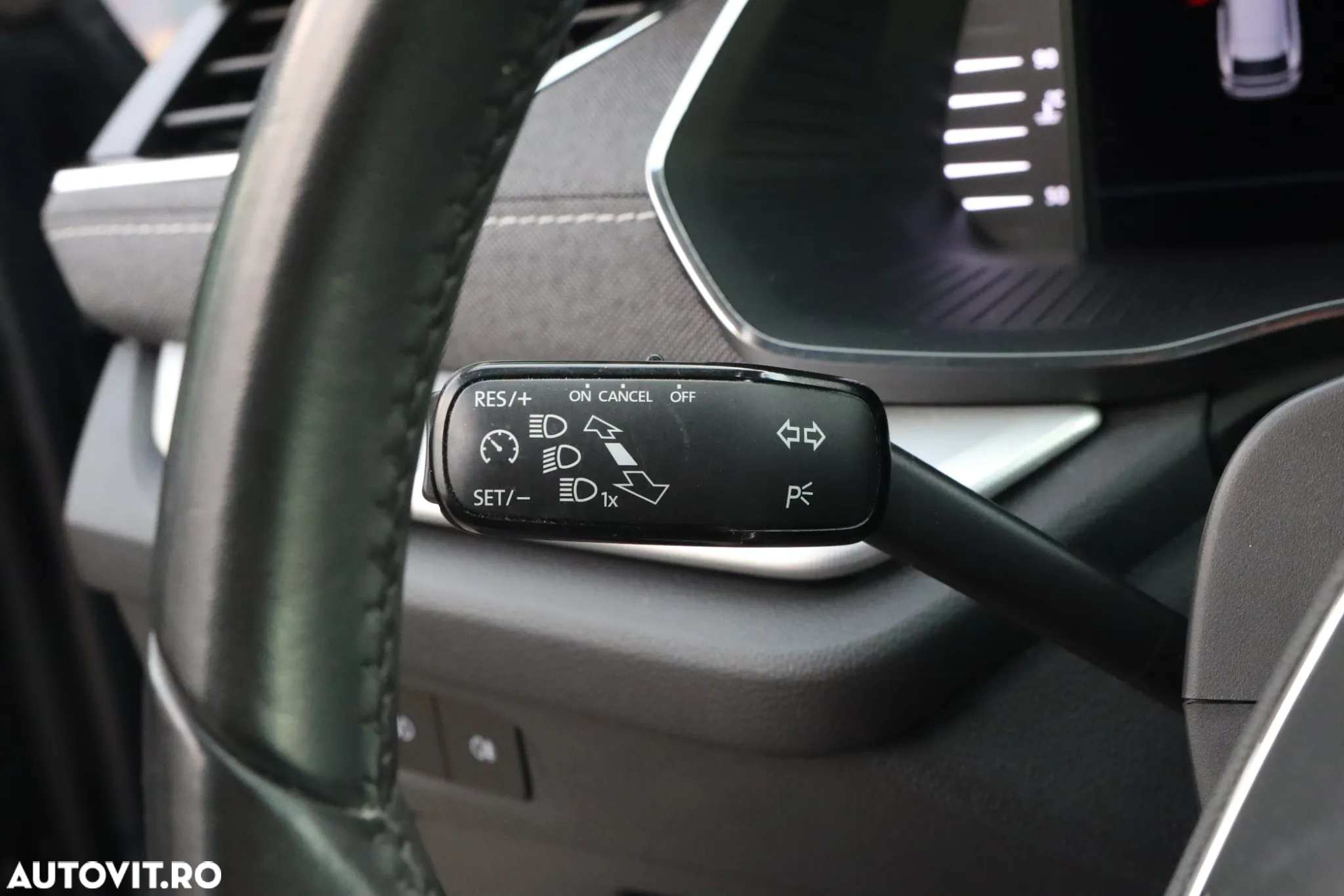Skoda Octavia 2.0 TDI DSG Style - 29