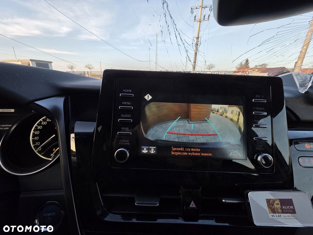 Toyota Camry 2.5 Hybrid Comfort CVT - 22