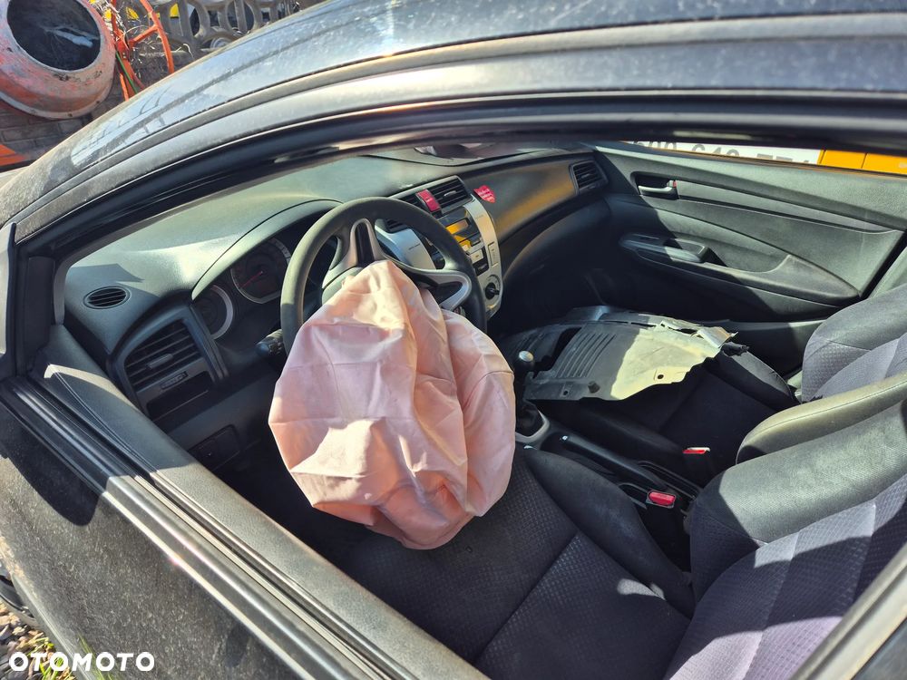 Honda City 1.4 Comfort - 4