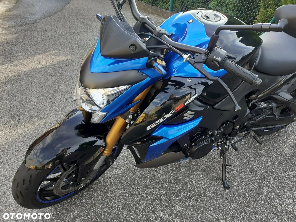 Suzuki GSX 1000 - 8