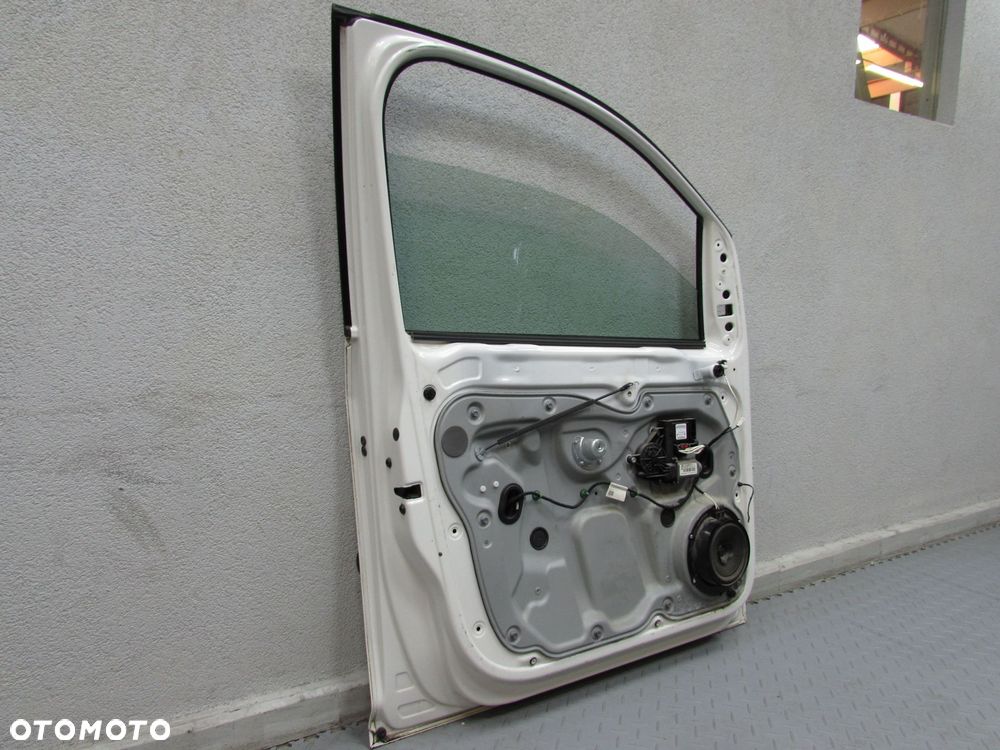 VW CADDY III 2K5 04-15 DRZWI PRZOD LEWE PODNOSNIK SZYBA ZAMEK KPL BIALY - 8