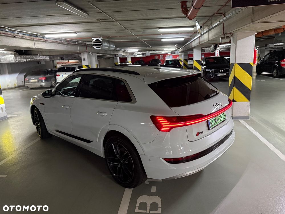 Audi e-tron 55 Quattro Advanced - 14