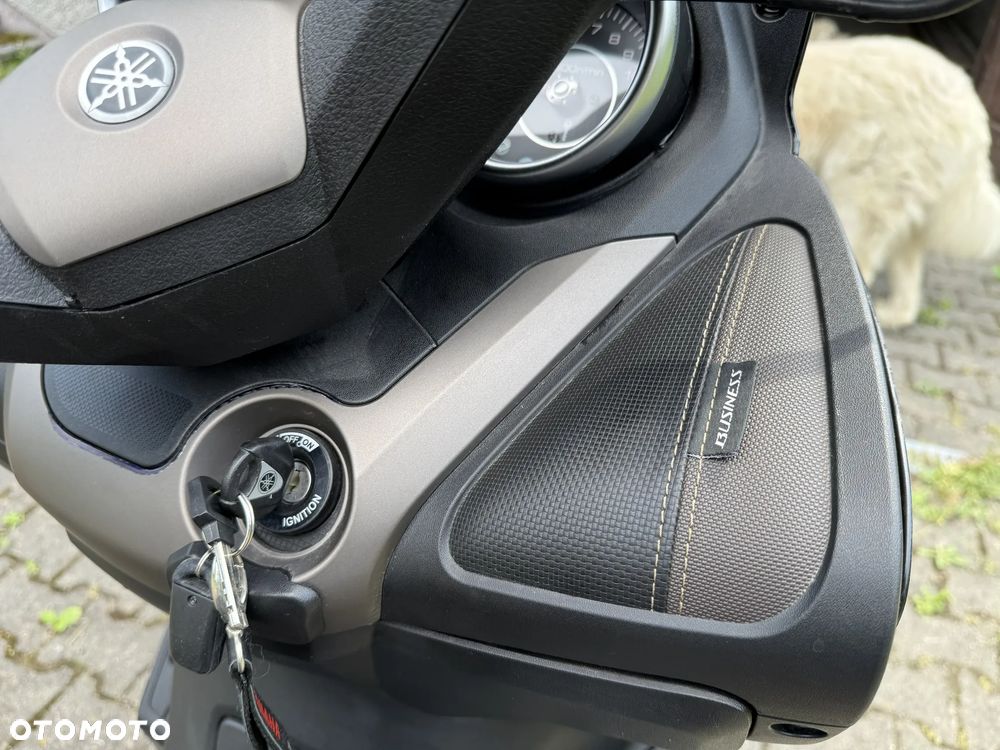 Yamaha X-max - 5