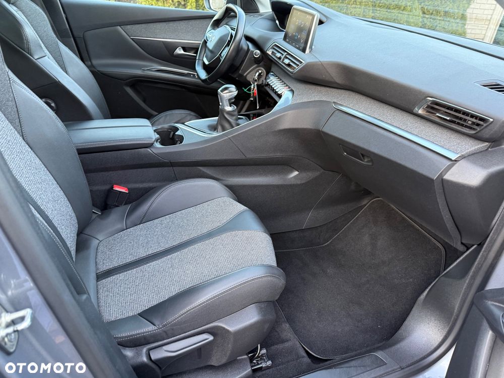 Peugeot 3008 - 34