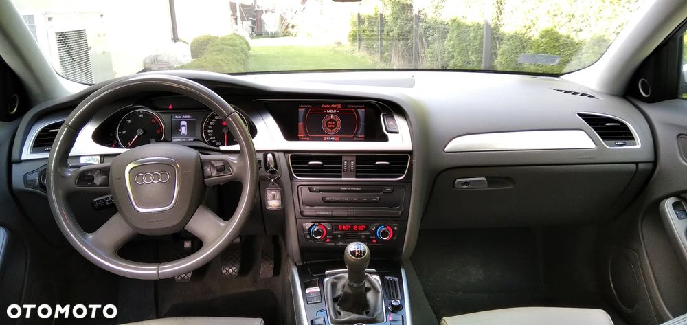 Audi A4 Avant 2.0 TDI - 22