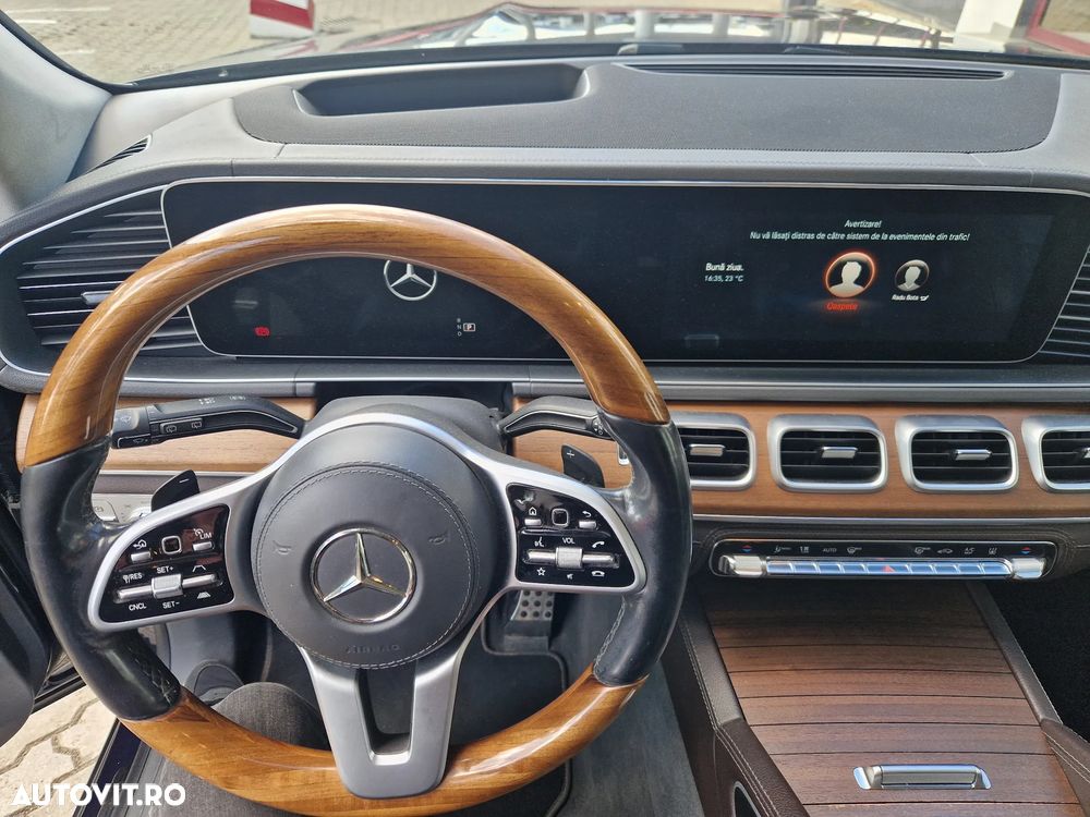 Mercedes-Benz GLS - 11