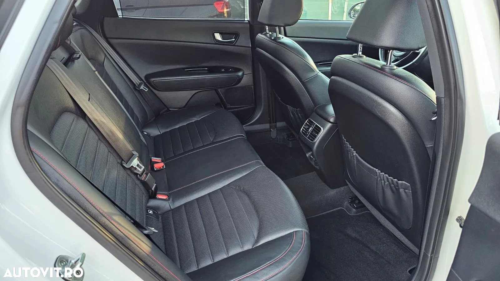 Kia Optima Sportswagon 1.7 CRDI DCT GT Line - 27