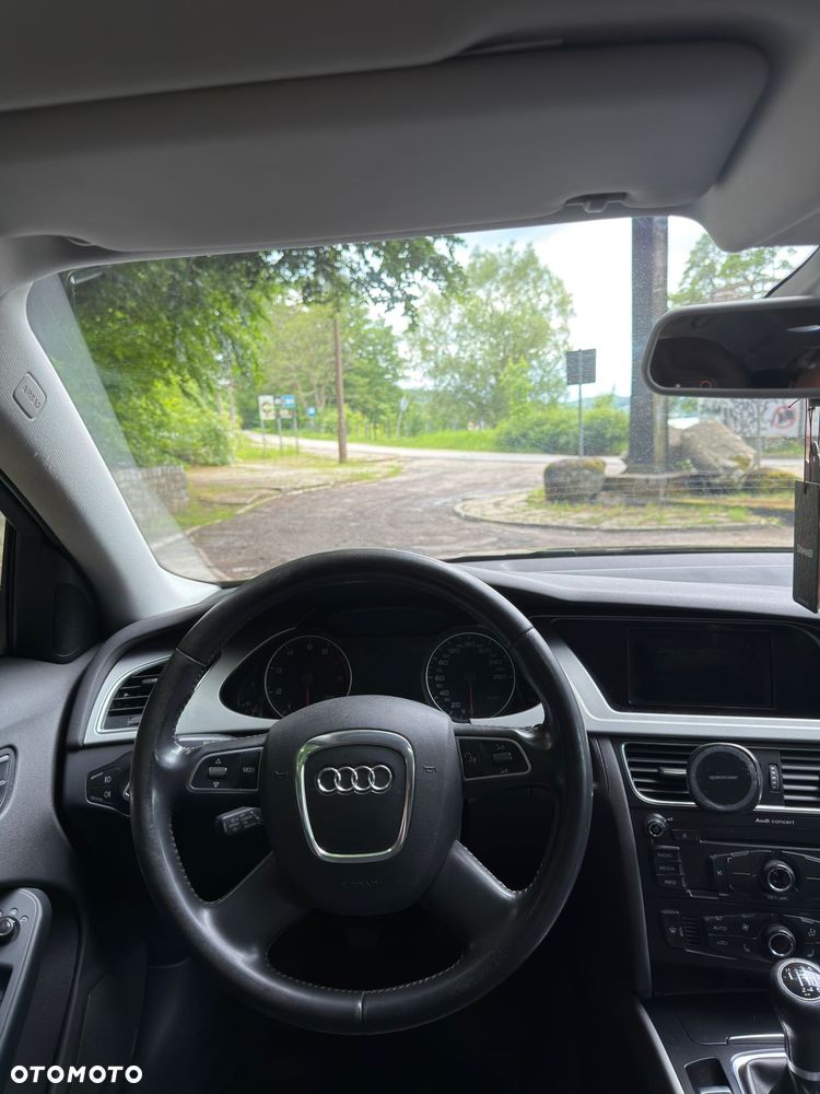 Audi A4 Avant - 12