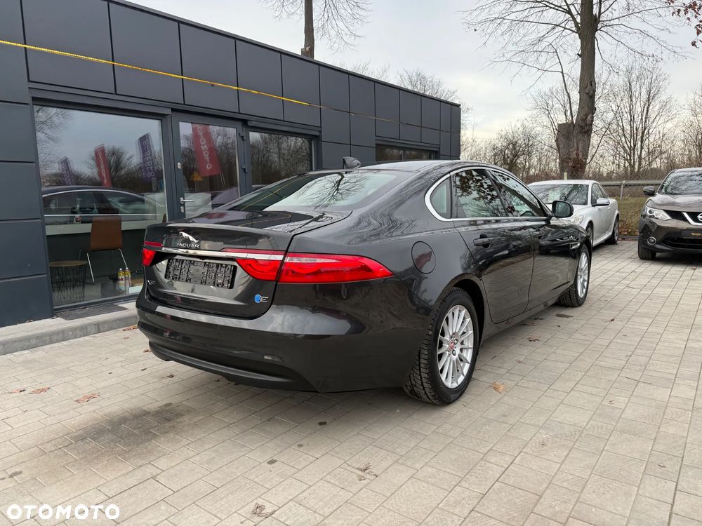 Jaguar XF E-Performance Prestige - 17