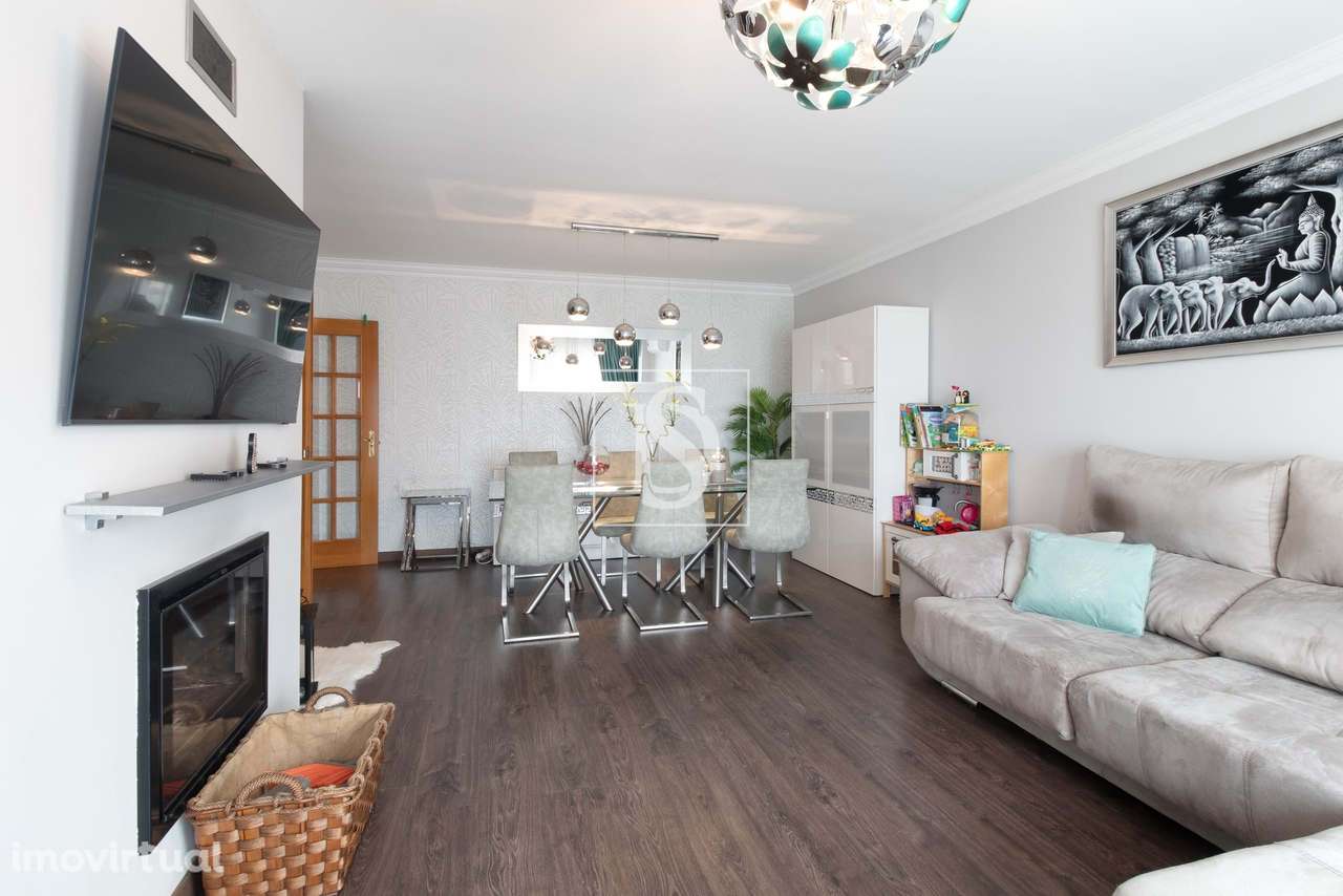 Apartamento T3 / Arrecadação / 2 lugares de Garagem / Terraço. - Grande imagem: 2/23