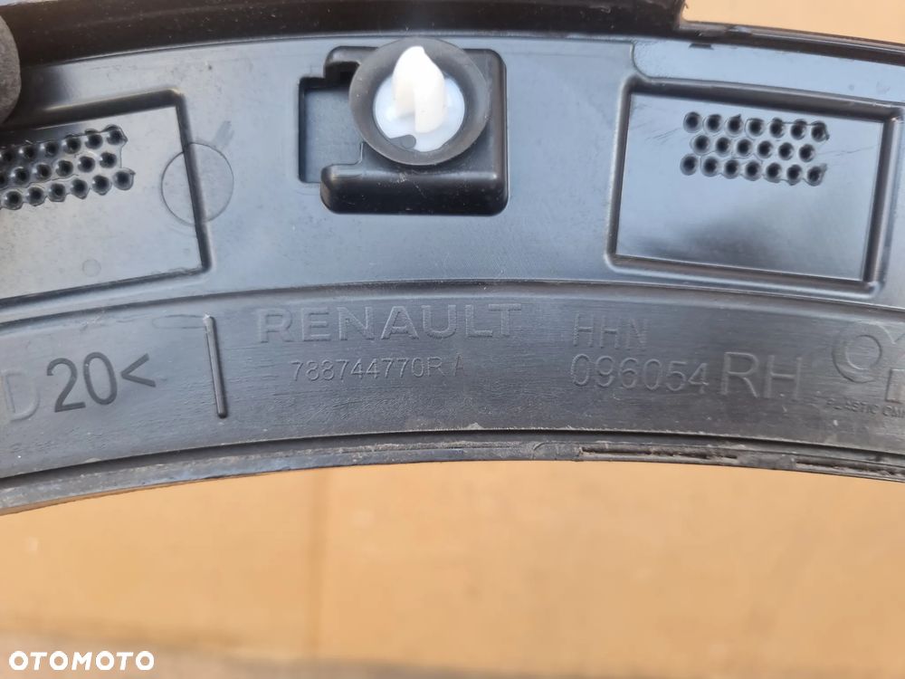 RENAULT AUSTRAL LISTWA BLOTNIK PRAWY TYŁ - 3