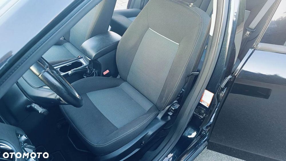 Ford Mondeo 1.6 TDCi Champions Edition - 14