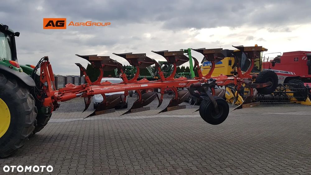 Kuhn VariMaster 152 5 skibowy Non STOP - 11