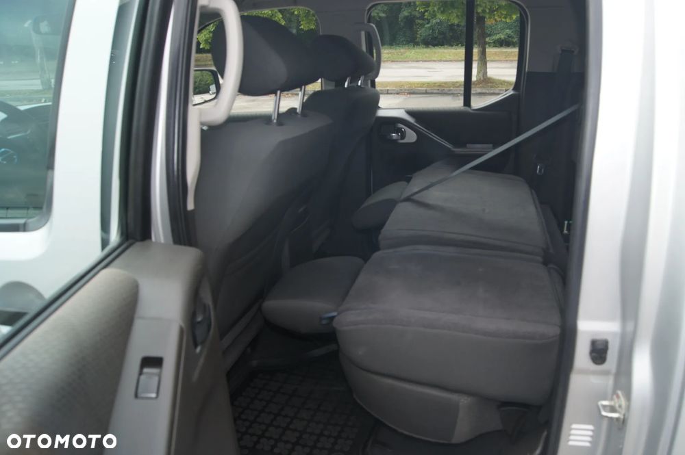 Nissan Navara 2.5 D SE Long - 28
