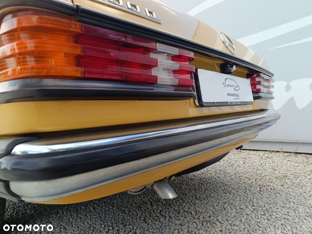 Mercedes-Benz W123 - 34