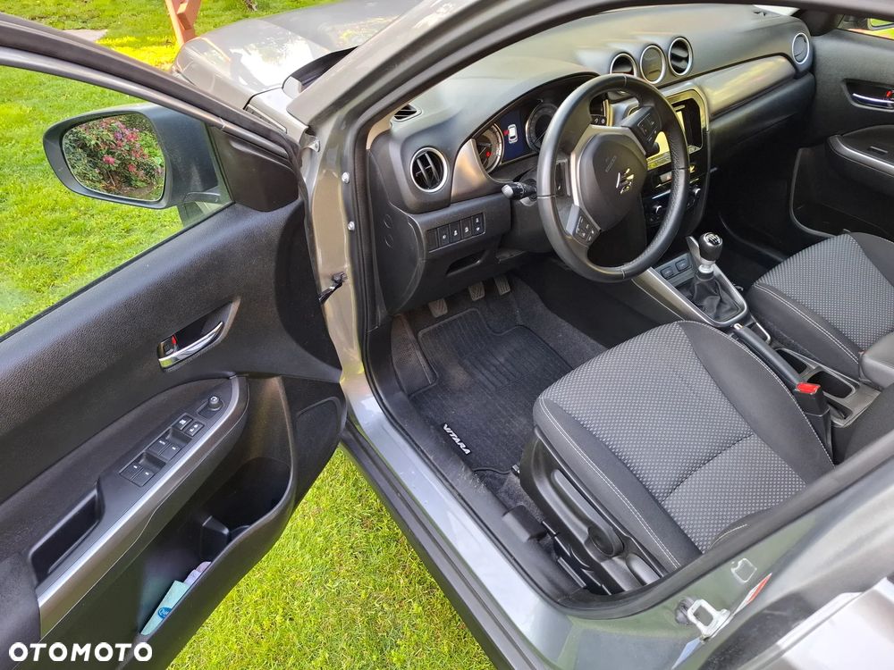 Suzuki Vitara - 19