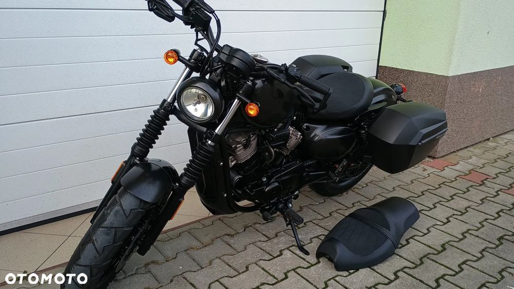 Hyosung GV - 8