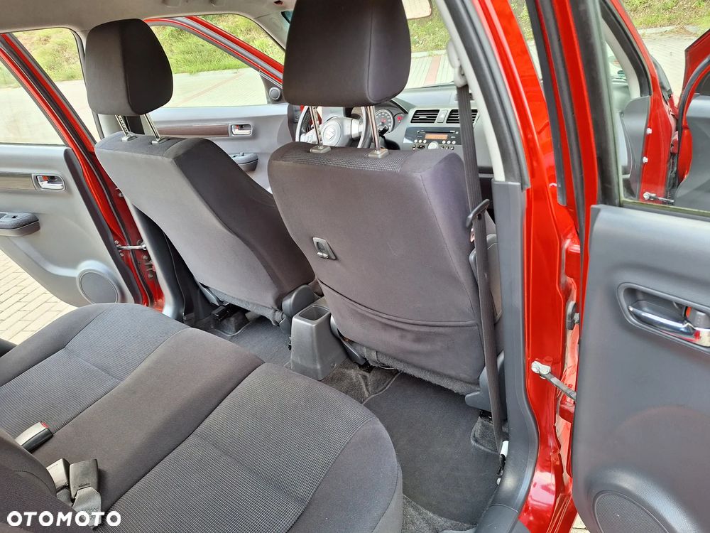 Suzuki Swift 1.3 Comfort - 31