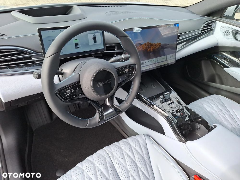 BYD Seal - 9