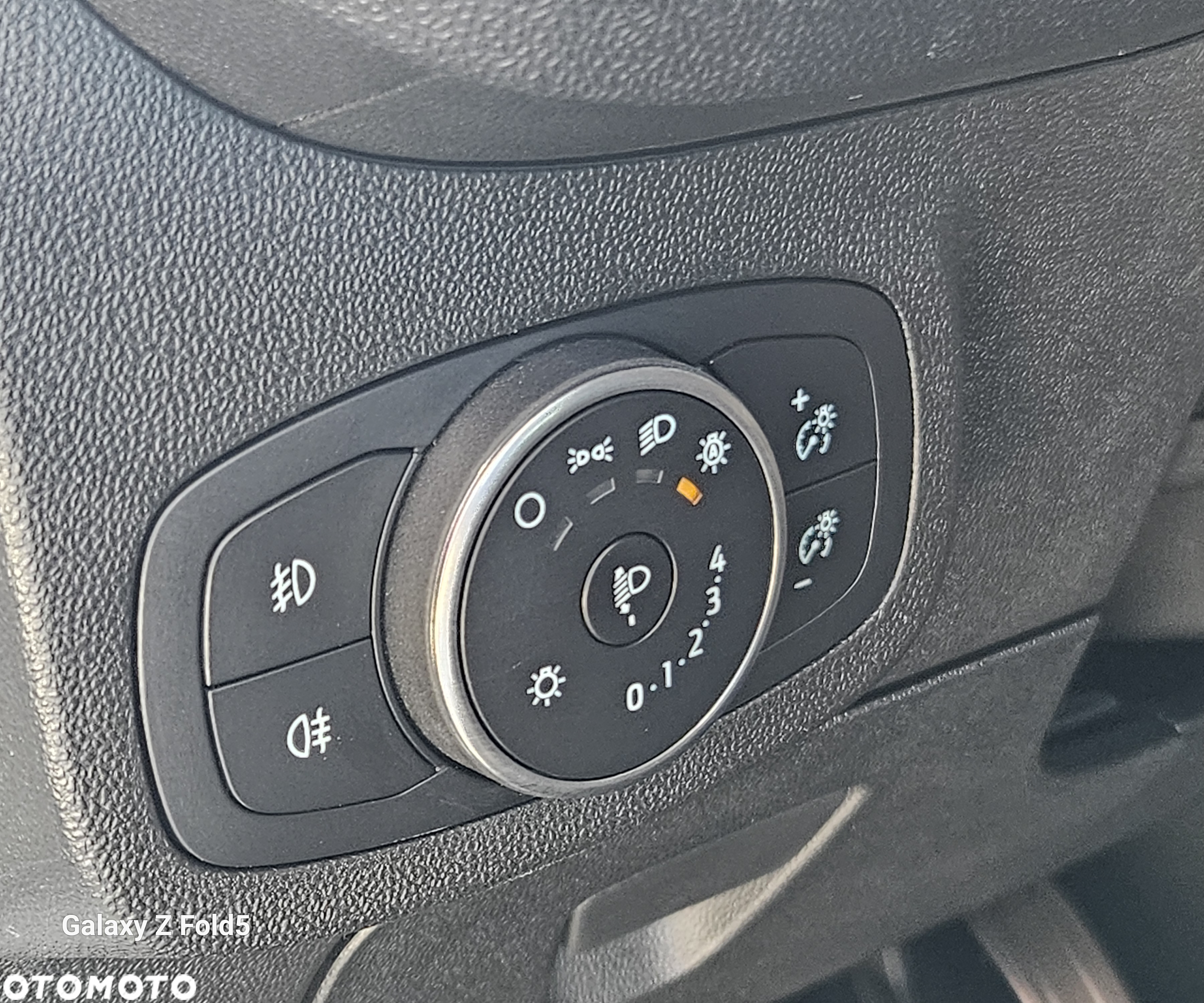 Ford Fiesta 1.0 EcoBoost S&S ST-LINE - 17