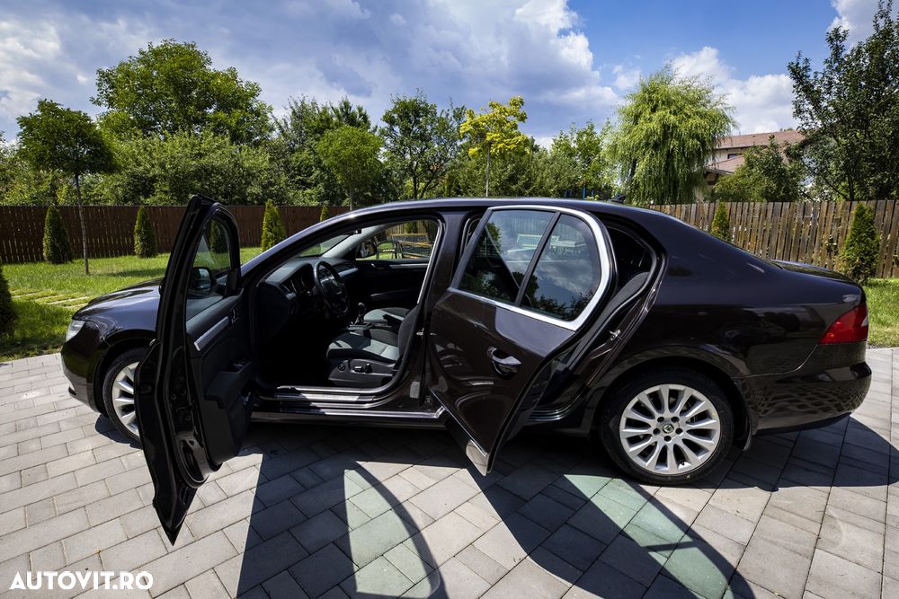 Skoda Superb 2.0 TDI Comfort - 9