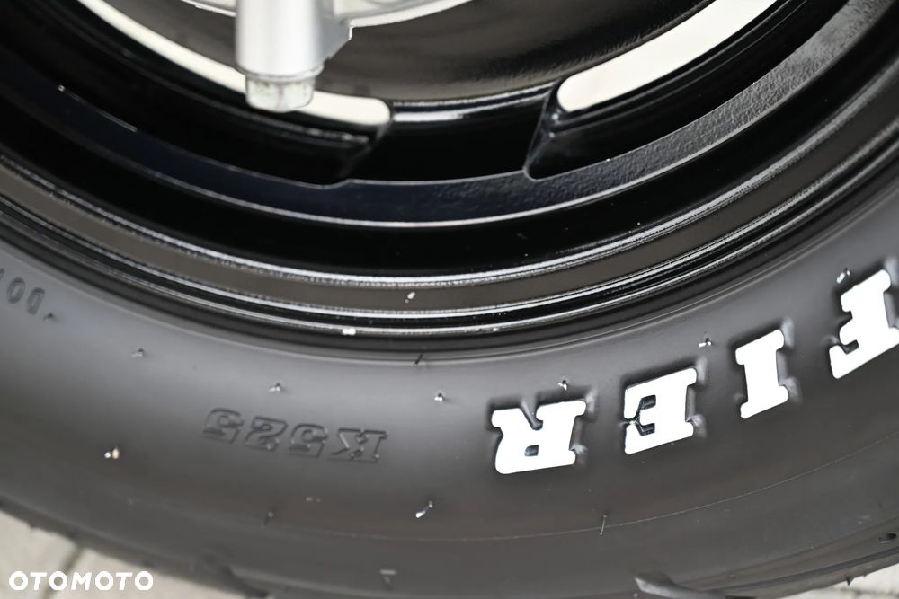 Yamaha V-MAX - 22