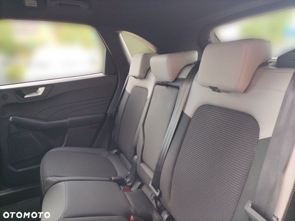 Ford Kuga - 13