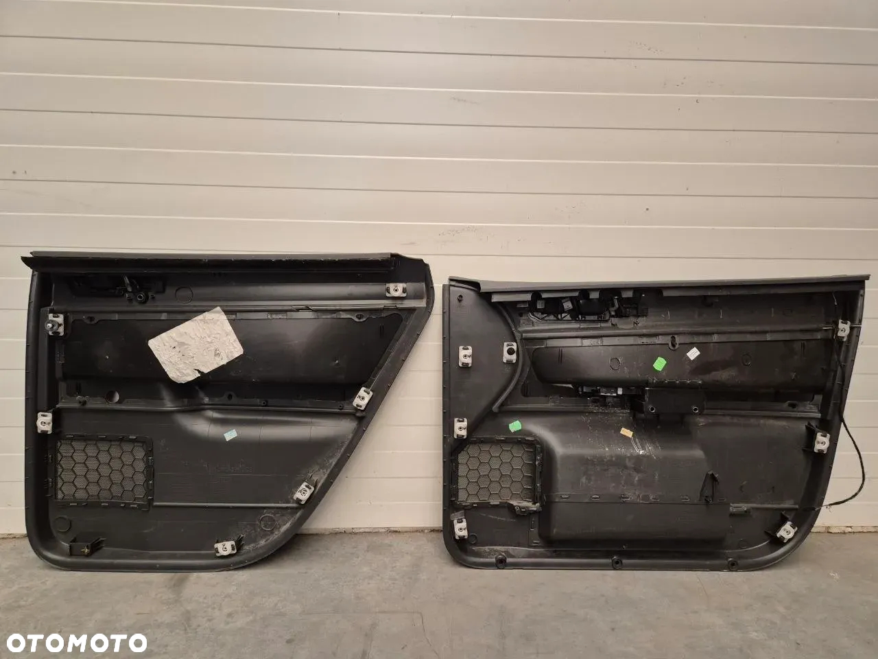 VW AUDI SEAT SKODA BOCZEK DRZWI - 10