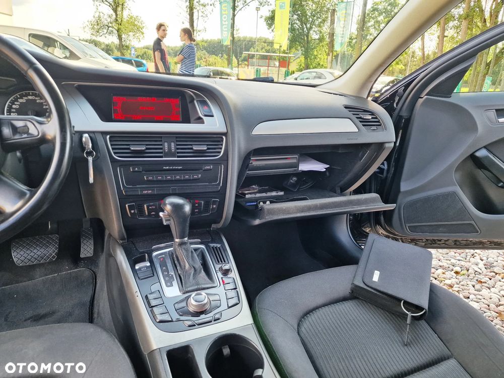 Audi A4 Avant - 14