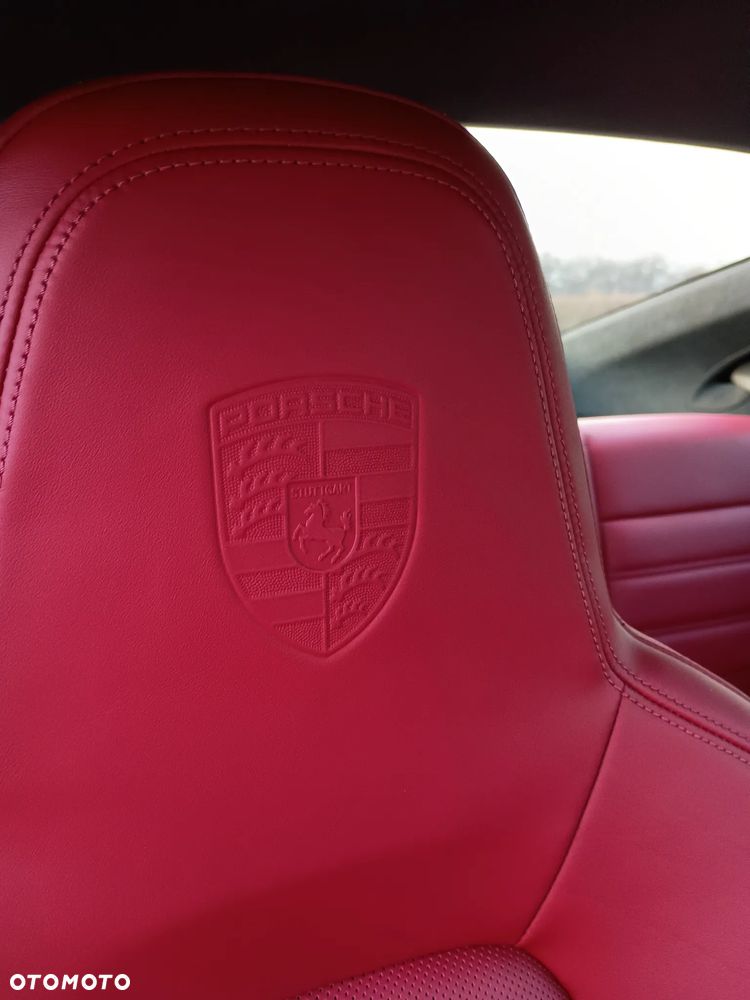 Porsche 911 Turbo S - 21