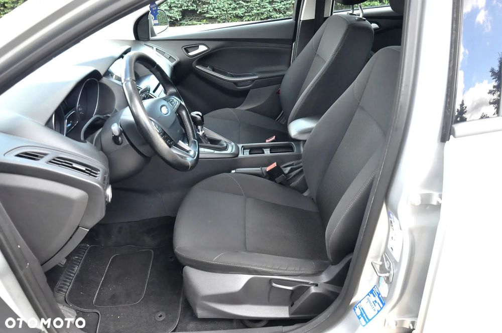 Ford Focus 1.5 TDCi DPF Start-Stopp-System Business - 25