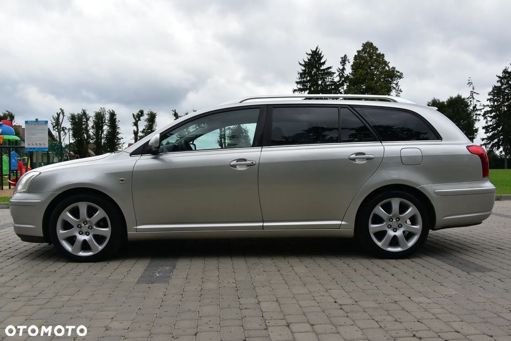Toyota Avensis 2.0 VVT-i Automatik Executive - 5