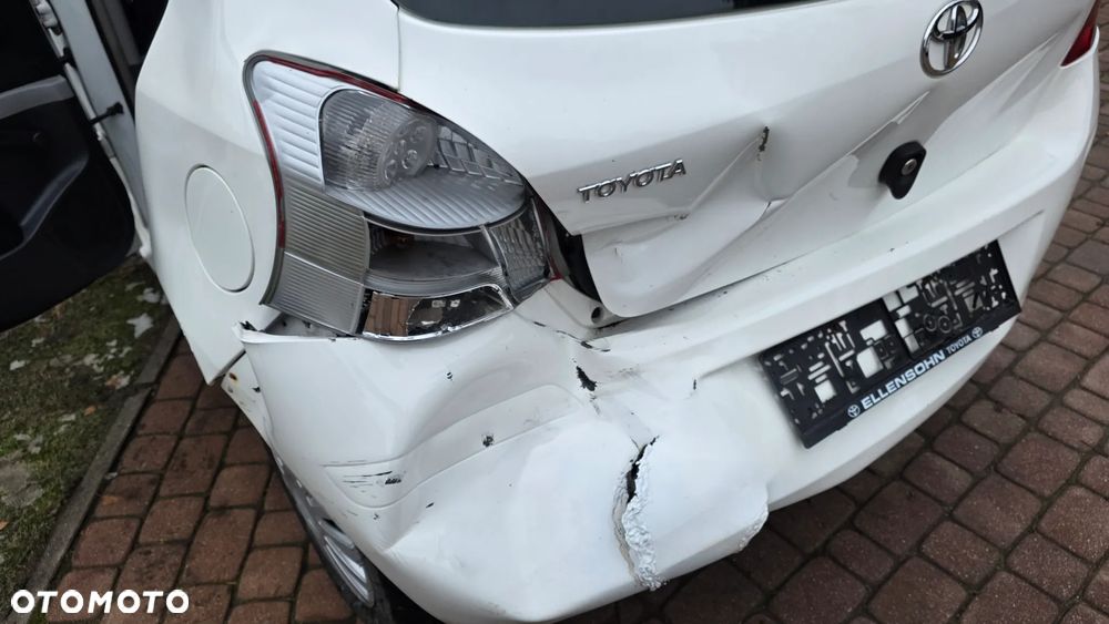 Toyota Yaris 1.0 VVT-i Cool - 23