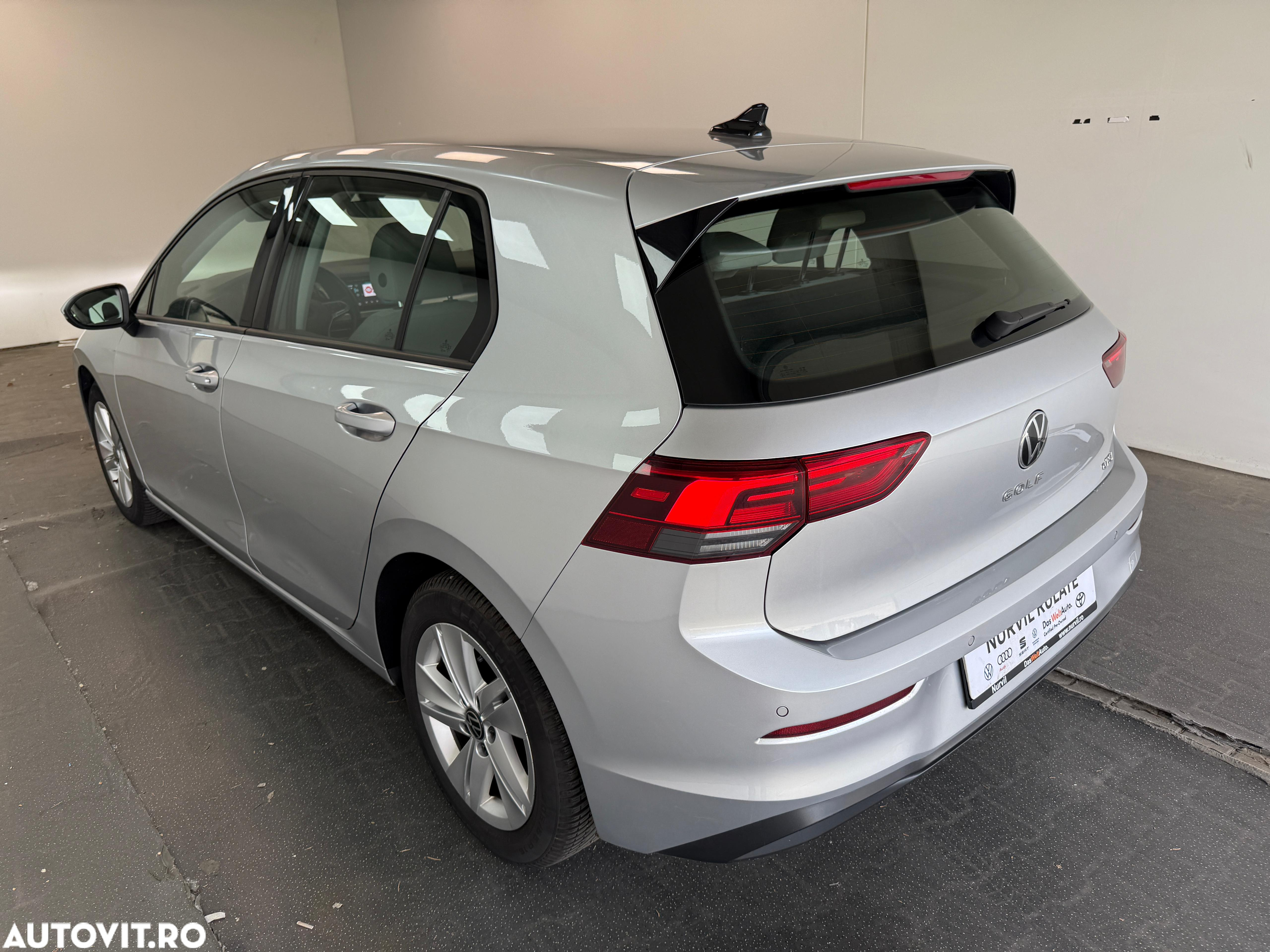 Volkswagen Golf 1.5 eTSI ACT DSG MHEV Life - 27