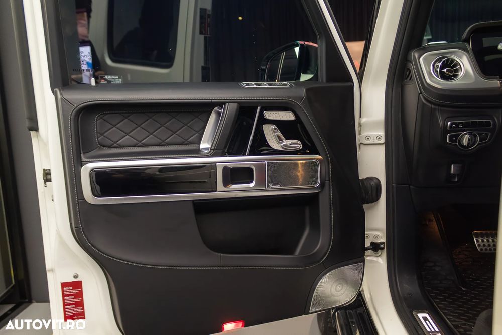 Mercedes-Benz G - 24