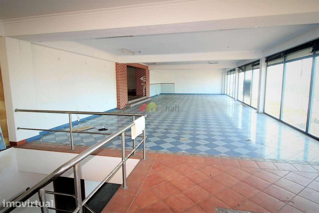 Armazém de 1.921m2 na Quinta do Anjo - Palmela - Grande imagem: 4/29