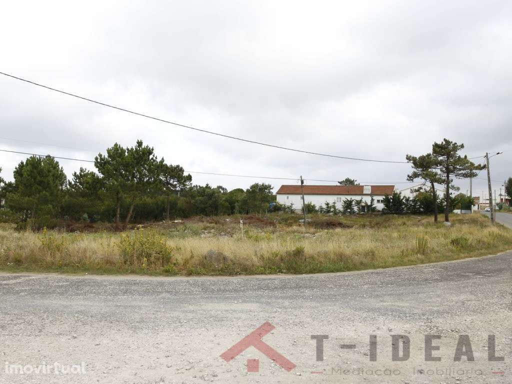 Terreno com viabilidade aprovada para 10 moradias - Grande imagem: 3/8