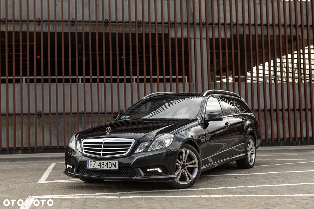 Mercedes-Benz Klasa E 350 CGI BlueEFFICIENCY 7G-TRONIC Avantgarde - 9