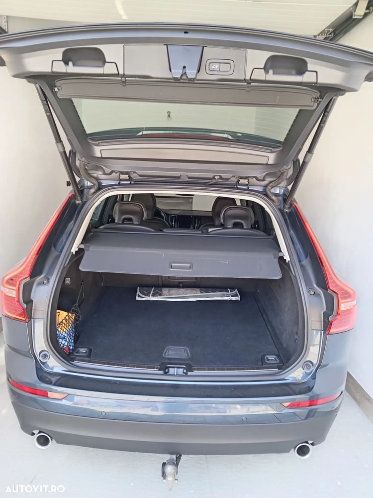 Volvo XC 60 D4 Momentum Pro - 9