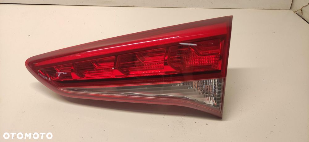 HYUNDAI TUCSON II III LAMPA PRAWA TYŁ TYLNA W KLAPĘ LED 15-18 - 1