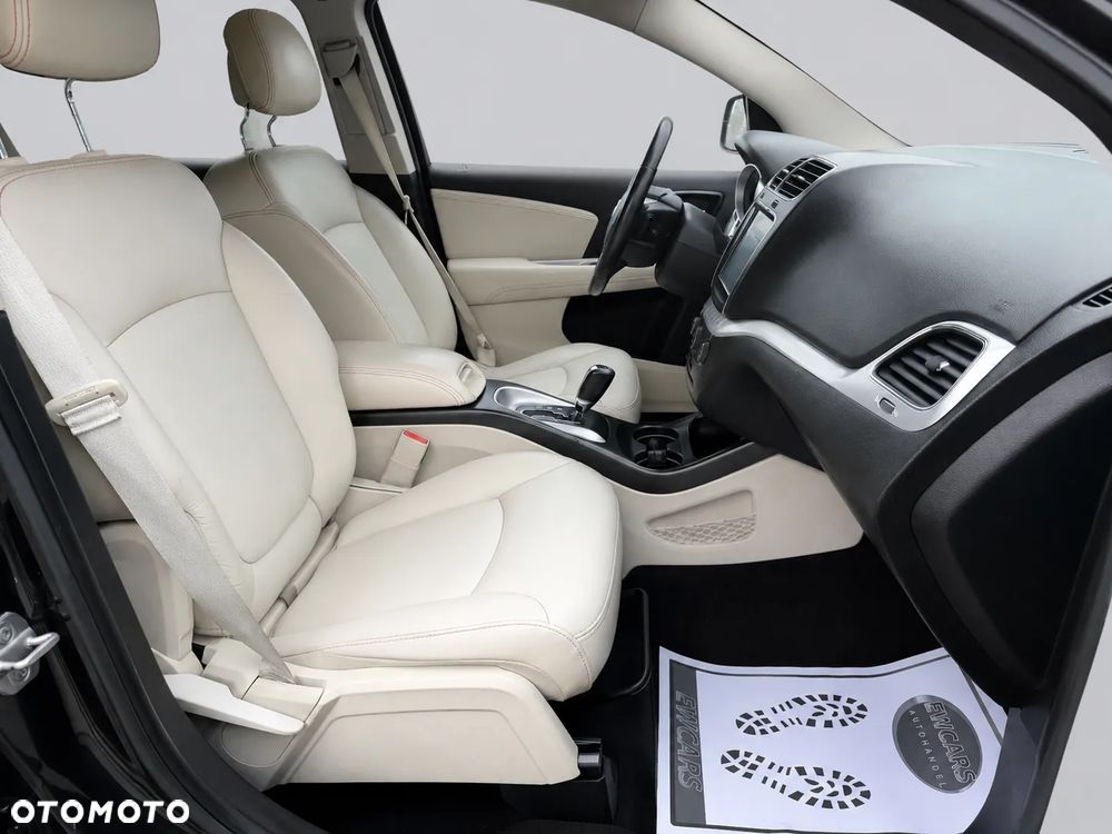 Fiat Freemont 2.0 Multijet 16V DPF Automatik Allrad Lounge - 20