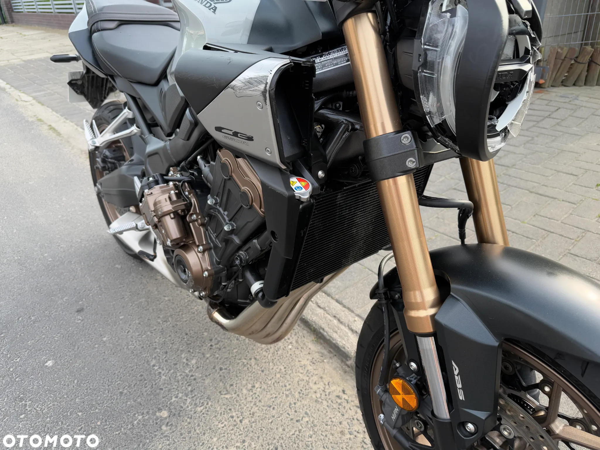 Honda CB - 30