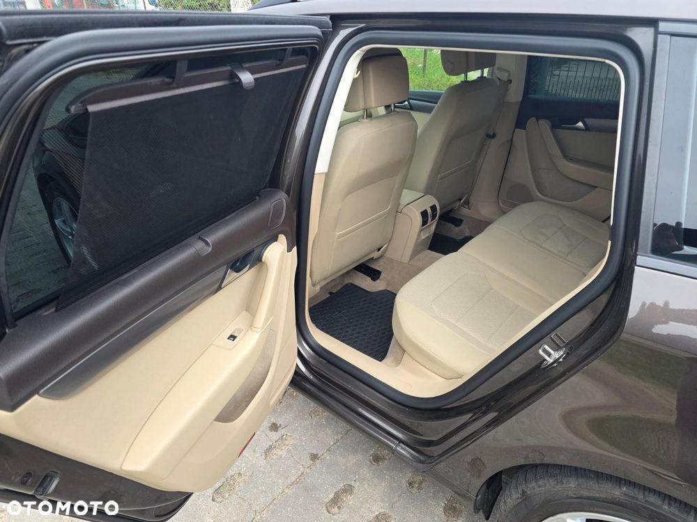 Volkswagen Passat 2.0 TDI Highline DSG - 10