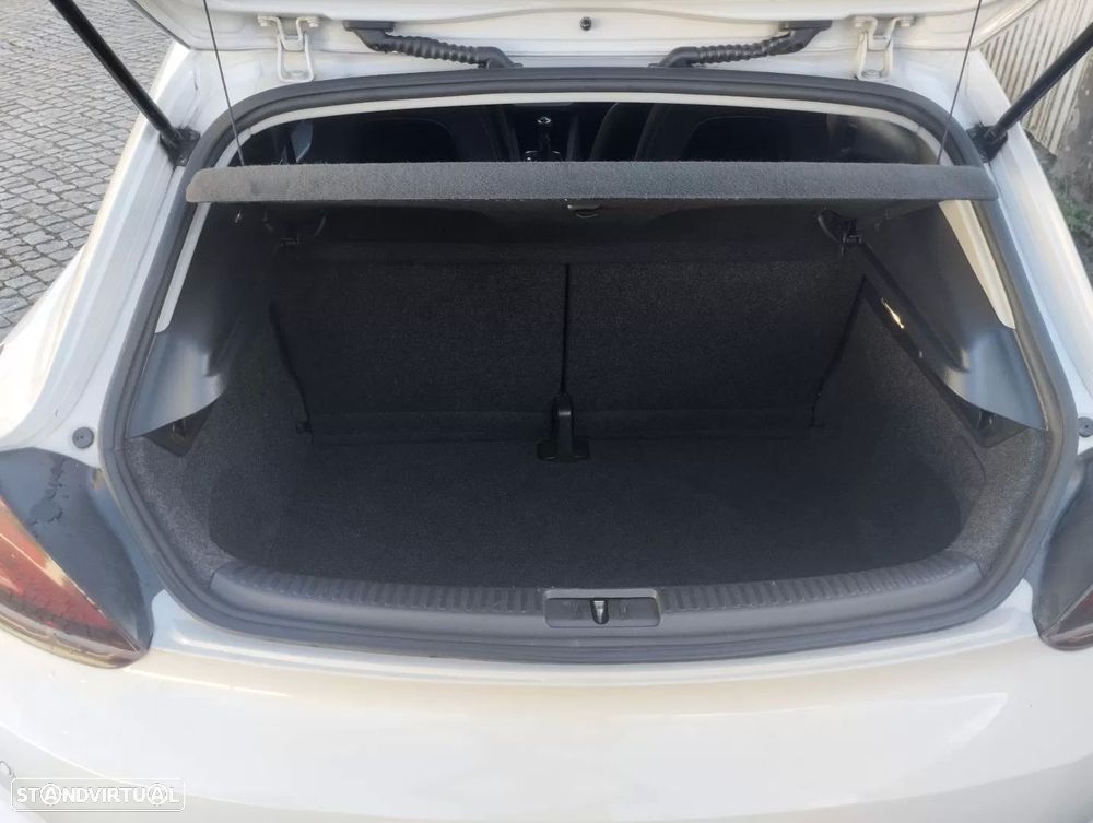 Volkswagen Scirocco 1.4 TSI Sport — fotografia 16